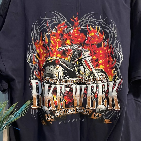 Men’s Daytona Beach, anvil canvas cycle and flames canvas T-shirt, two XL - Picture 2 of 6